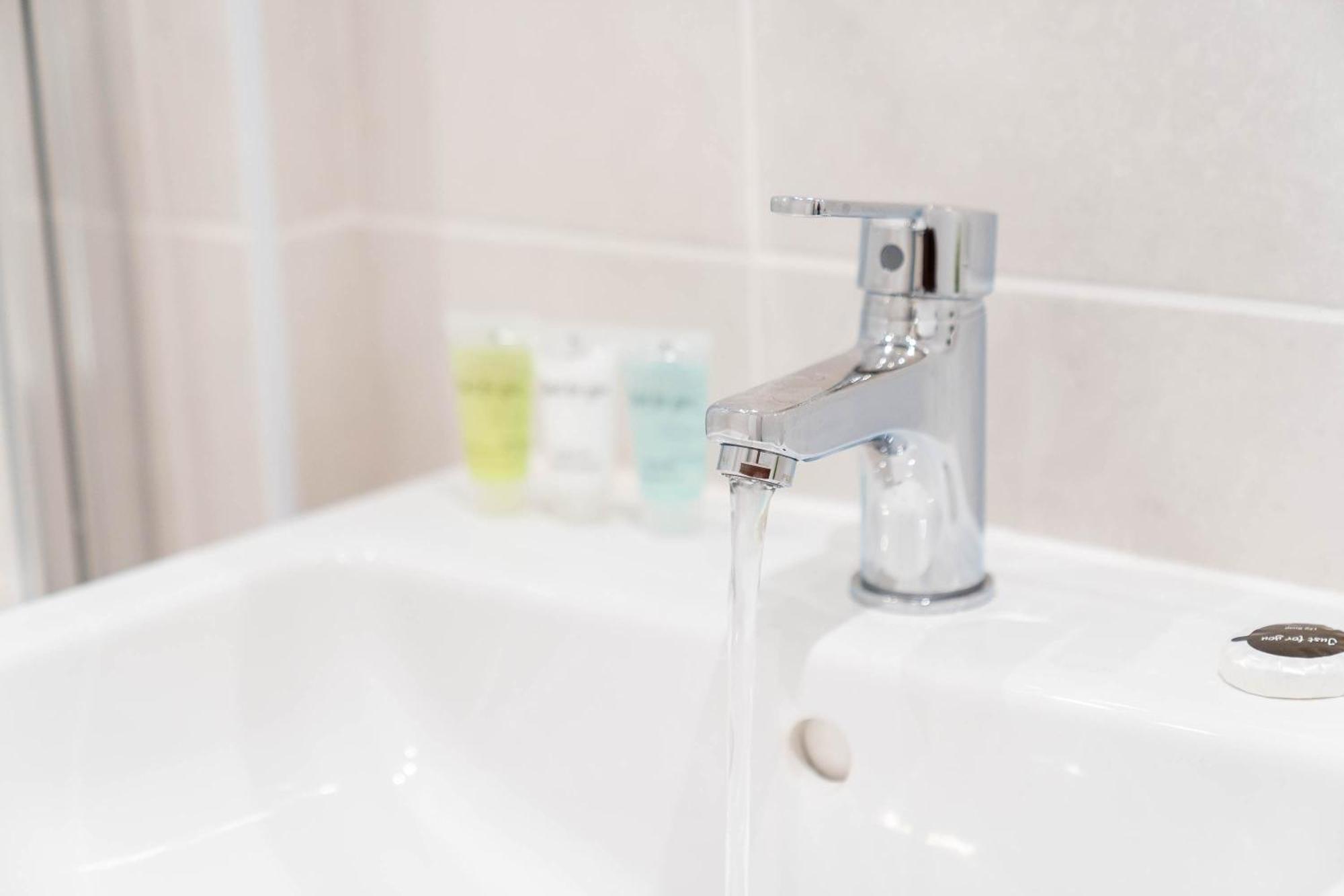 Apartment In Selly Oak - Parking Included 20Cc Birmingham Bagian luar foto